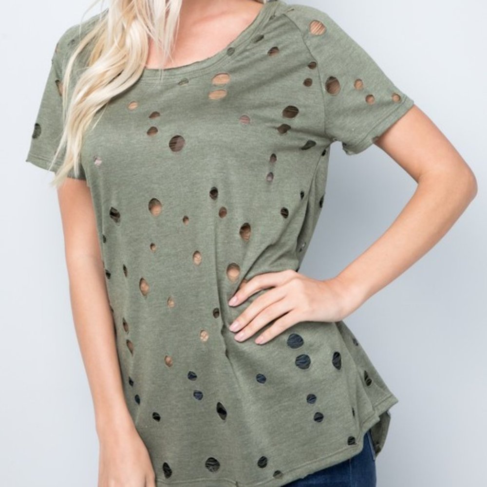 DISTRESSED SHORT SLEEVE TOP